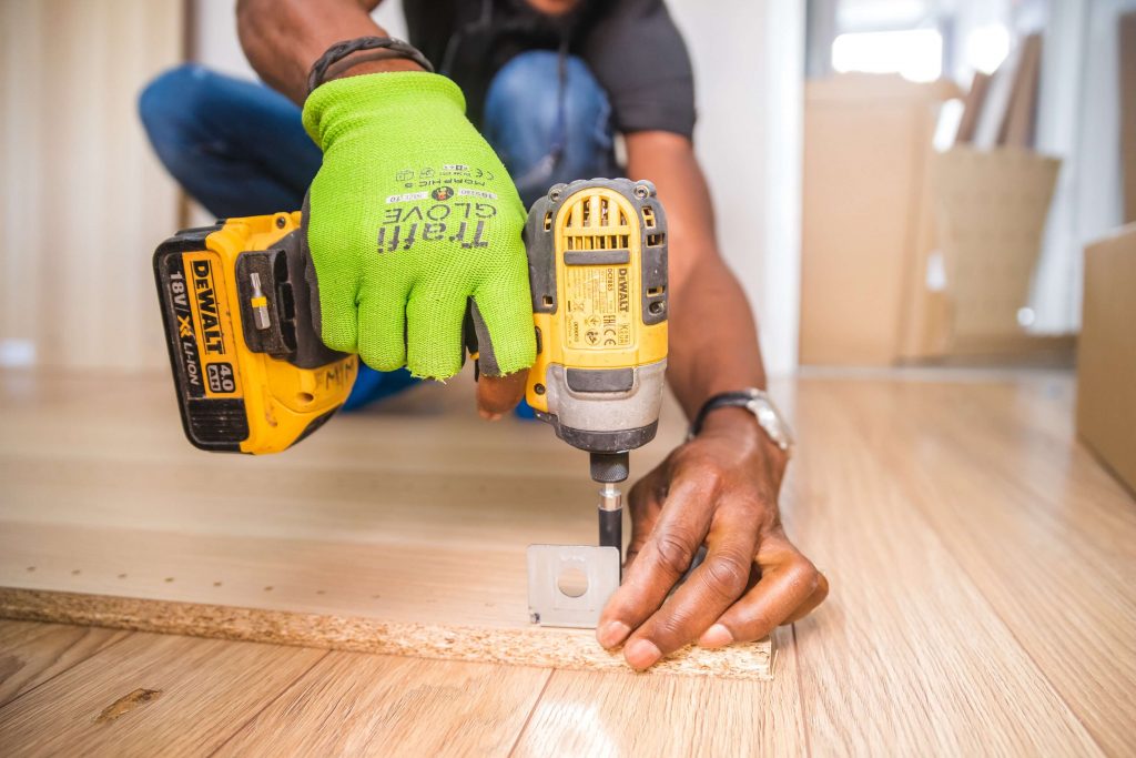 5 Best 1/4 Cordless Impact Driver Kits Toolever